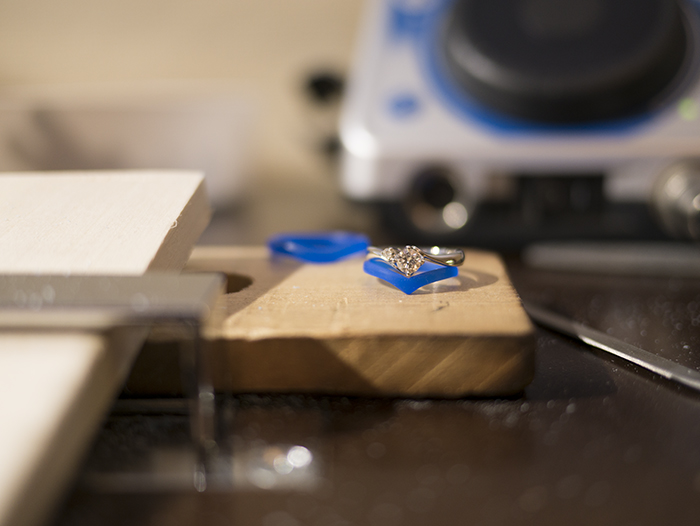 ����w�ւƌ����w�ւ��d�˂Â�